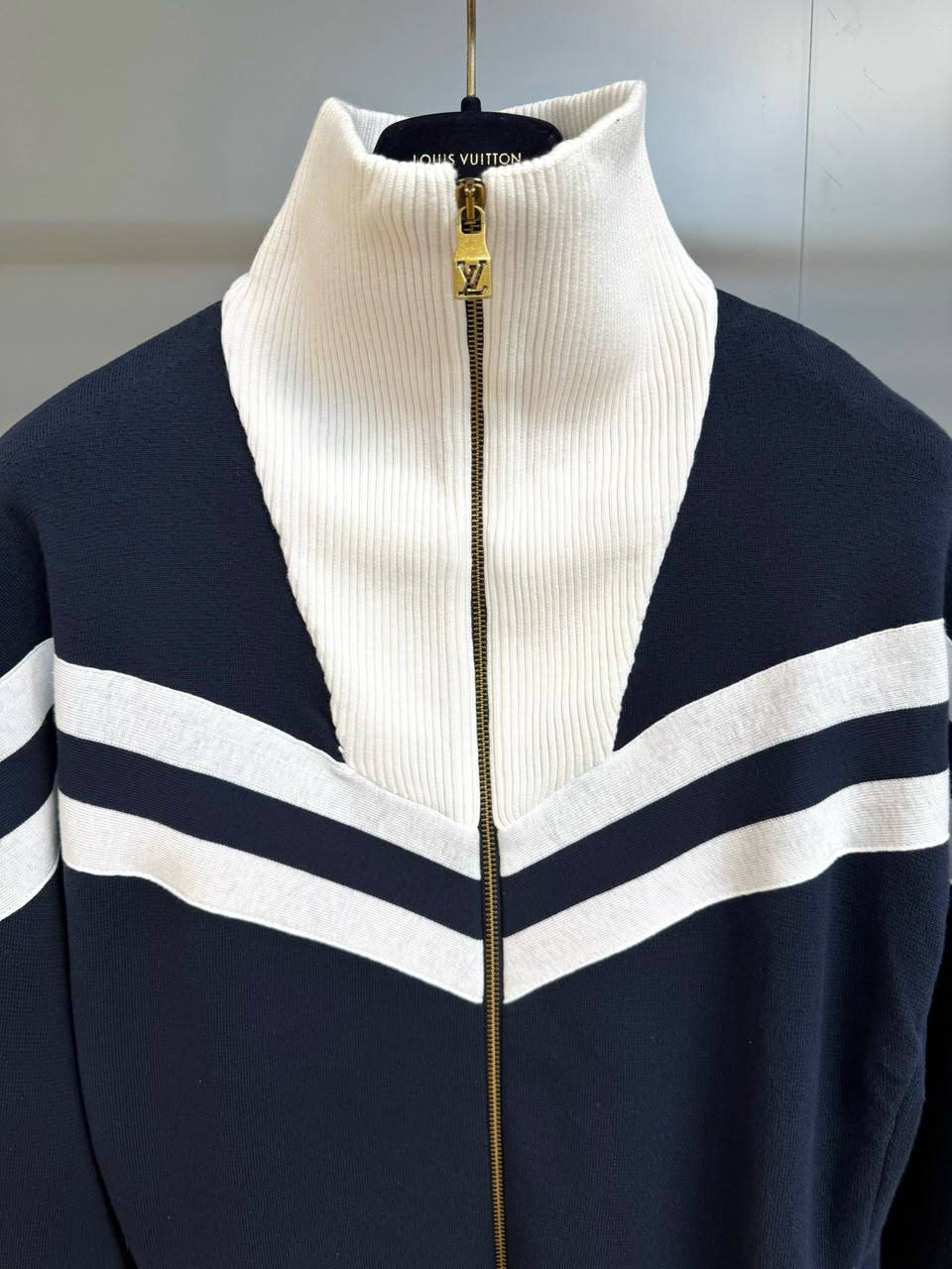 Louis Vuitton Sweater - 