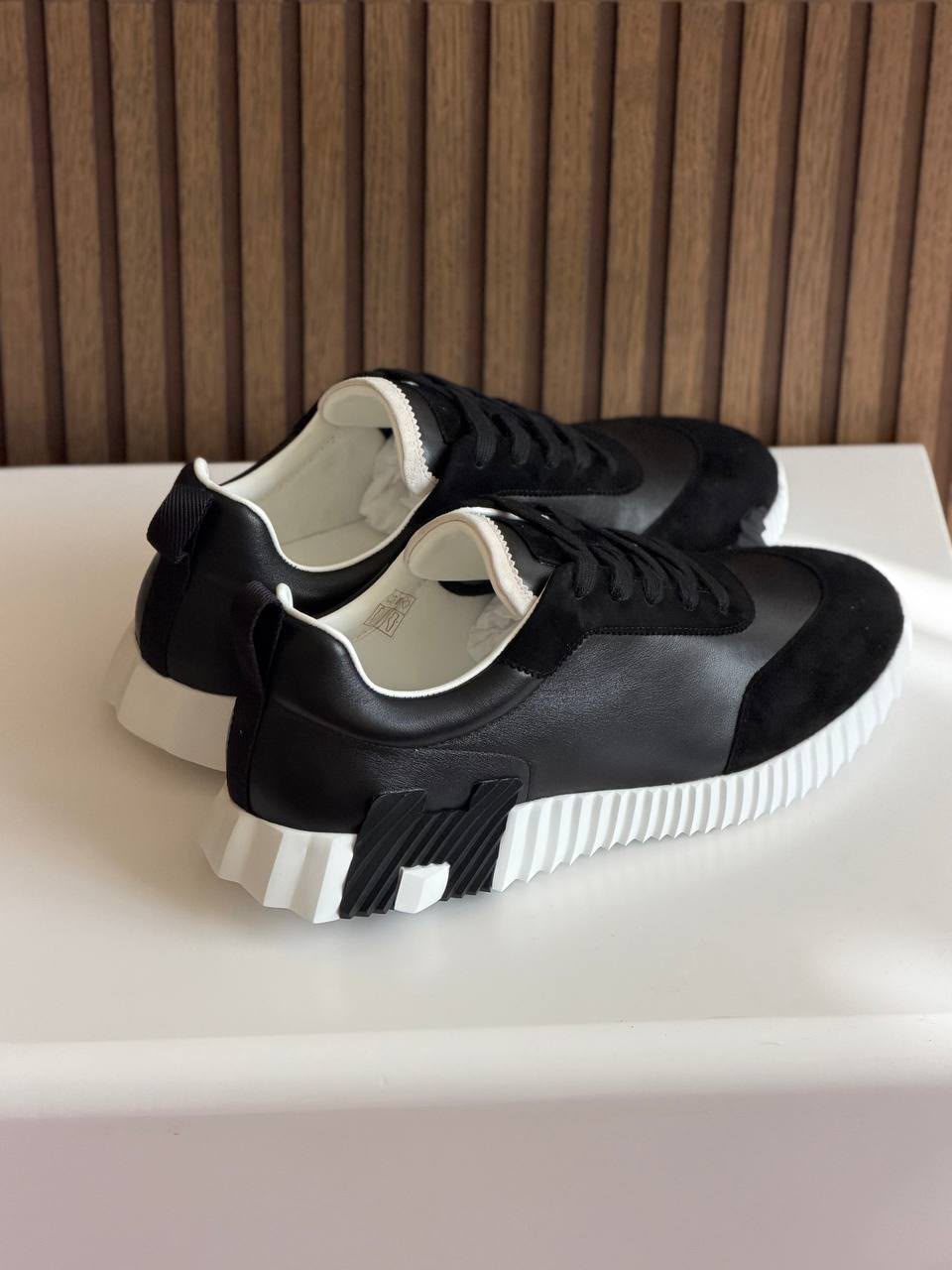 Hermès Sneakers Ribbed Sole - Black