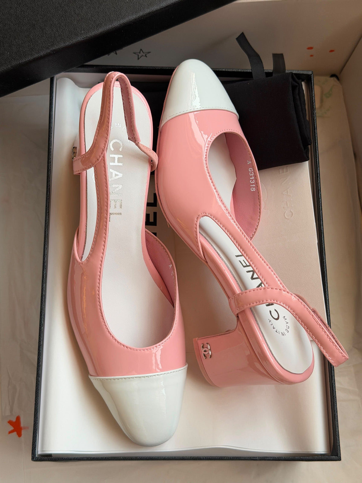 Chanel Ballerina - Pink & White