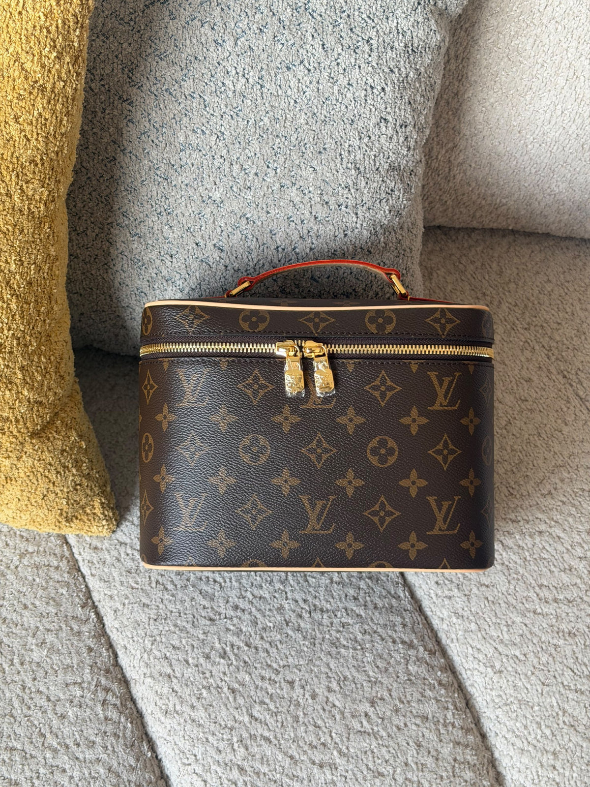 Louis Vuitton Makeup Bag - Brown Monogram