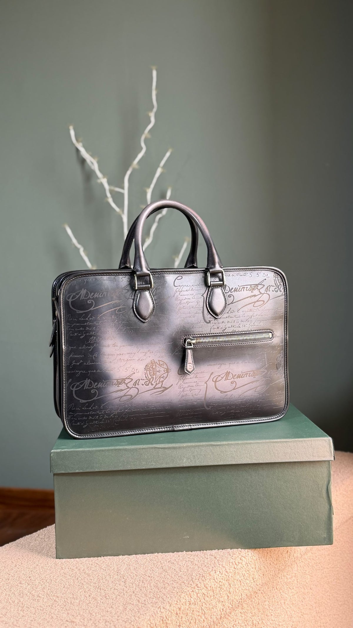 Berluti Un Jour Briefcase - Dark Grey Embossed