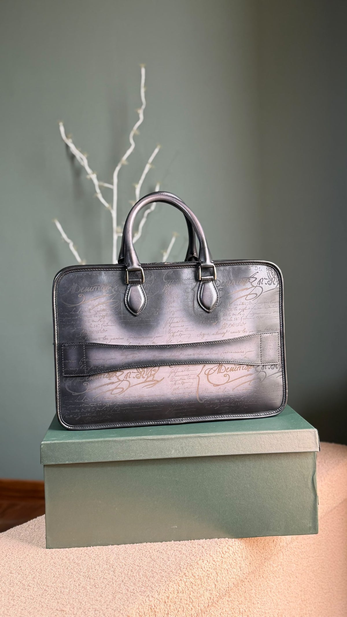Berluti Un Jour Briefcase - Dark Grey Embossed