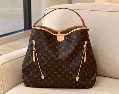Louis Vuitton Shoulder Bag - Brown Monogram