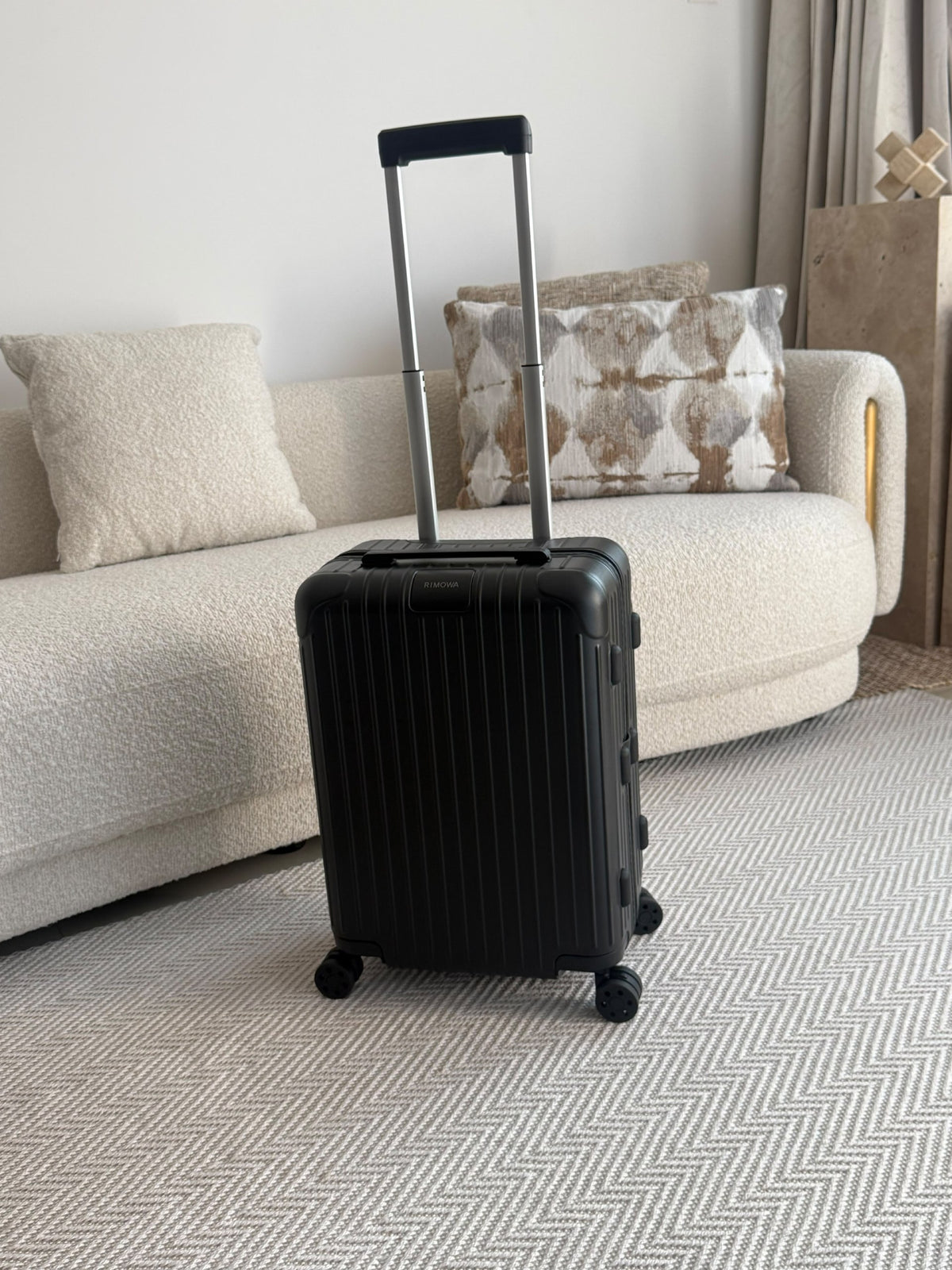 Rimowa Ribbed Trolley - Black