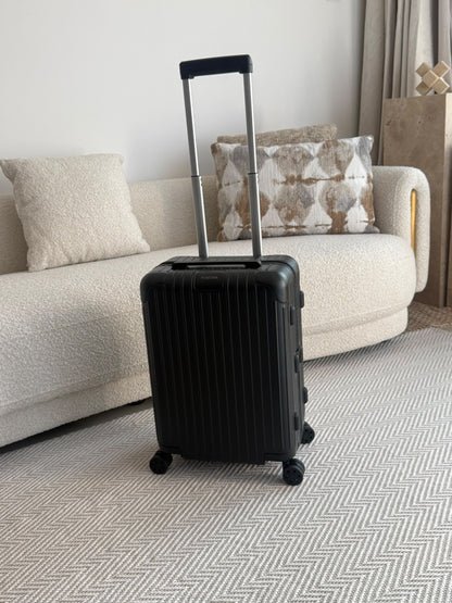 Rimowa Ribbed Trolley - Black