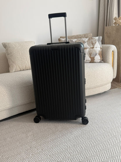 Rimowa Ribbed Trolley - Black