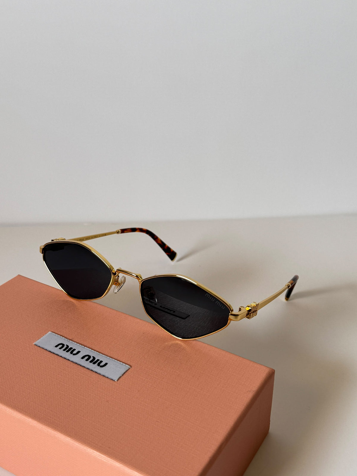 Miu Miu Cat-Eye Sunglasses - 