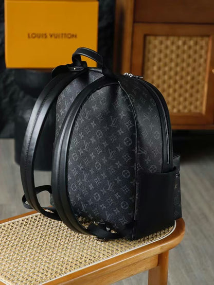 Louis Vuitton Discovery Backpack - Black Monogram
