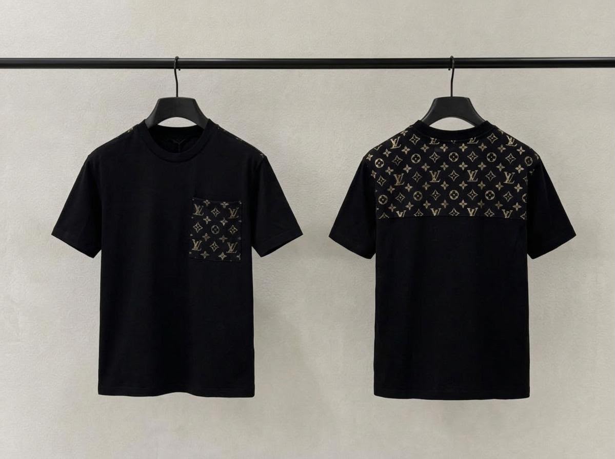 Louis Vuitton T-Shirt - Black