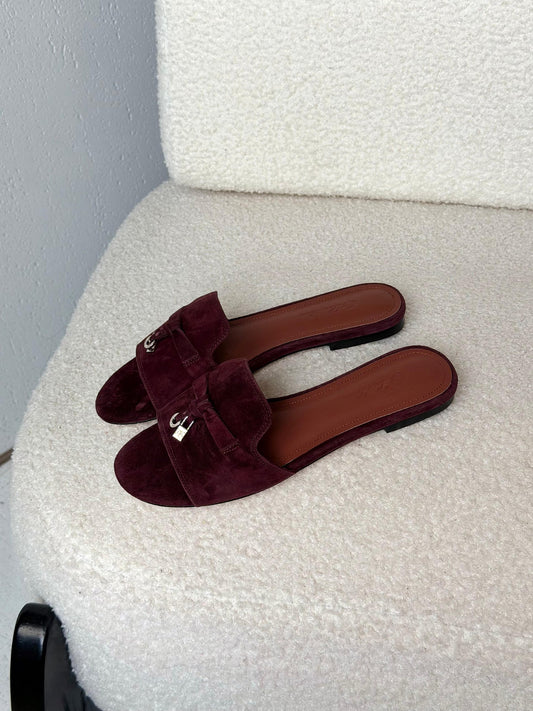 Loro Piana Slippers Charm Detail - Burgundy